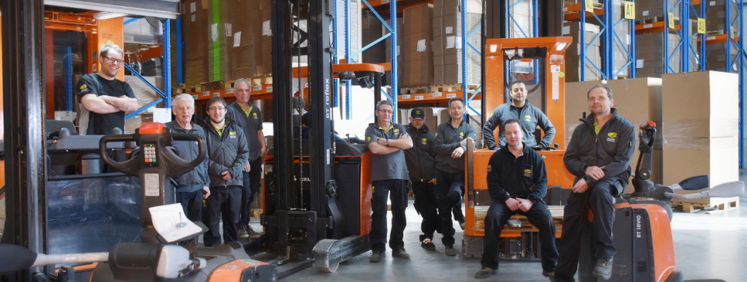 Een high five voor onze collega's logistiek Een high five voor onze collega's logistiek